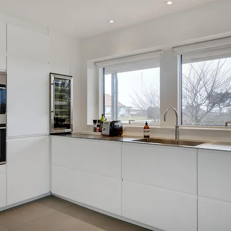 Ebke - 70m From The Sea By Interhome *